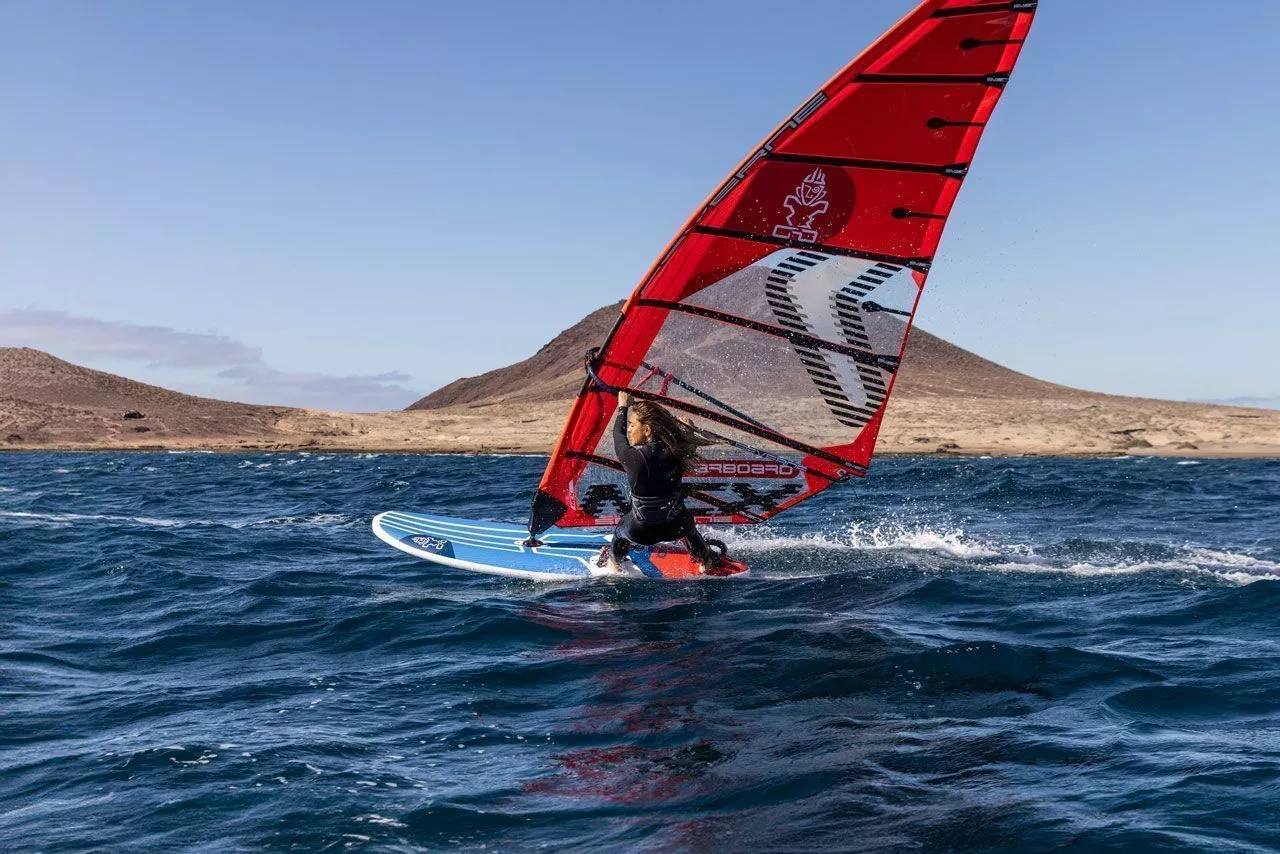 Доска для виндсерфинга Starboard Carve Starlite Carbon 109 (2025) вид 13