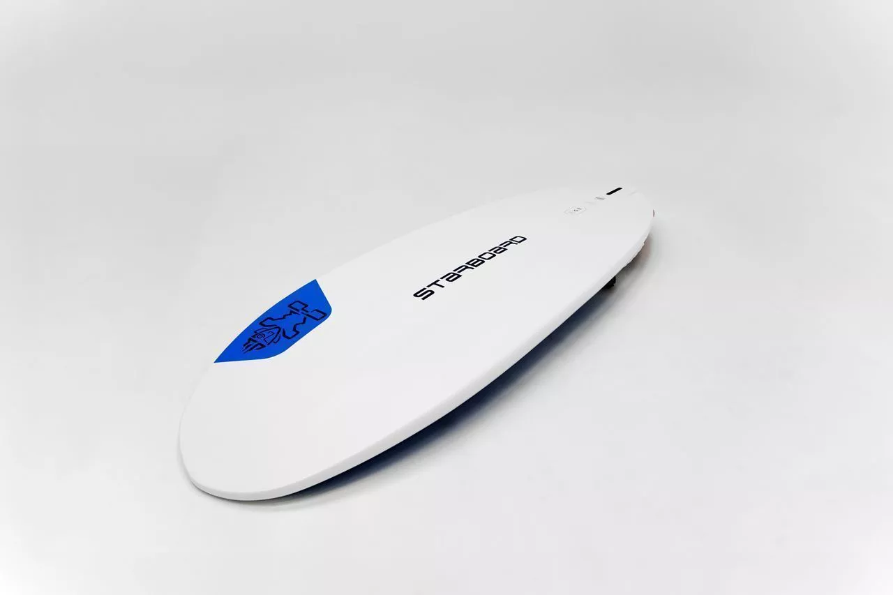 Доска для виндсерфинга Starboard Carve Starlite Carbon 109 (2025) вид 3