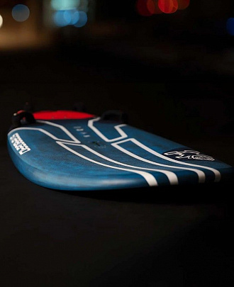 Доска для виндсерфинга Starboard Isonic Slalom 73 Carbon Reflex Sandwich вид 3