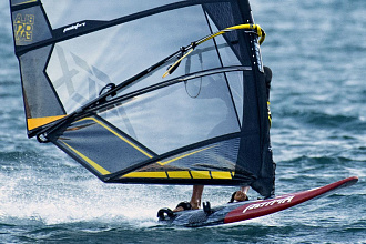 Парус для виндсерфинга POINT-7 ACX SLALOM NO CAM AC-X Green, 7.9 вид 3
