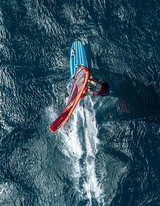 Доска для виндсерфинга Starboard Isonic Slalom 73 Carbon Reflex Sandwich вид 1