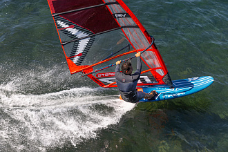 Доска для виндсерфинга Starboard Isonic Speed Slalom 60 Carbon Reflex Sandwich (2025) вид 5