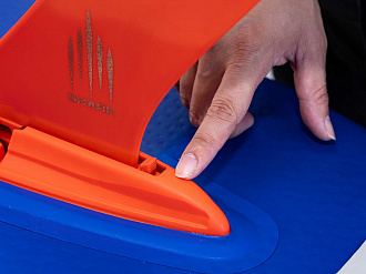 Плавник стеклопластиковый Shark Click Fin 2025 9“ вид 2