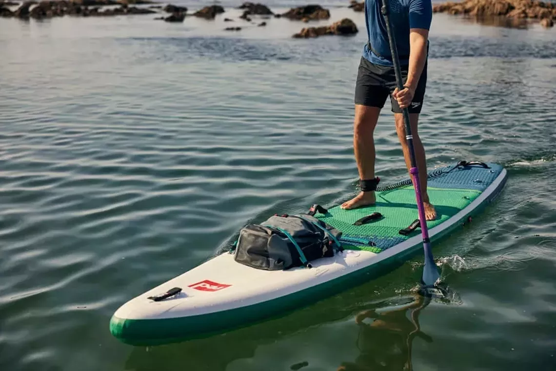 Red Paddle Voyager+ 13'2x30" в Топе сапов 2025 года Red Paddle Voyager+ 13'2x30" один из лучших по отзывам покупателей САПКЛАБ